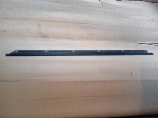 уплотнитель Volkswagen Golf Plus 1 поколение 2006, 1.9 л., TDi, BLS, дизель, МКПП, серый, хетчбэк 5 дв., передний привод, 5M0837477