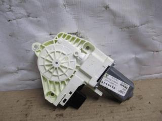 моторчик стеклоподъемника задний правый Audi Q7 4L 2007, 3.0 л., TDi, BUN, дизель, АКПП, черный, внедорожник 5 дв., полный привод, 4L0959802B