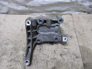 кронштейн компрессора кондиционера Audi A6 4G/C7 2013, 3.0 л., TDi, CLA, дизель, АКПП, серый, универсал, полный привод, 059145169AN