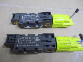 датчик удара Audi A3 8P/8PA [рестайлинг] 2006, 2.0 л., TFSI, AXX, бензин, МКПП, голубой, хетчбэк 5 дв., полный привод, 4B0959643D