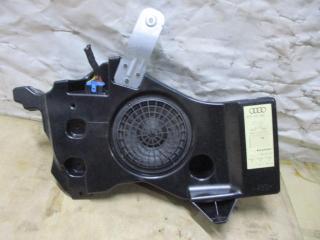 сабвуфер Audi A3 8P/8PA [рестайлинг] 2006, 2.0 л., TFSI, AXX, бензин, МКПП, голубой, хетчбэк 5 дв., полный привод, 8P4035382