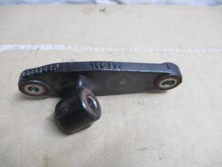 кронштейн (крепление) Audi A3 8P/8PA [рестайлинг] 2006, 2.0 л., TFSI, AXX, бензин, МКПП, голубой, хетчбэк 5 дв., полный привод, 06F145533B