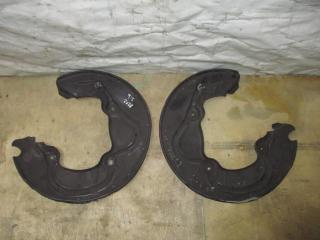 защитный кожух тормозного механизма Audi A8 D4/4H 2011, 4.2 л., FSI, CDR, бензин, АКПП, серый, седан, полный привод, 4H0615611D, 4H0615612D