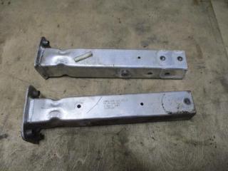 кронштейн (крепление) Audi A8 D4/4H 2011, 4.2 л., FSI, CDR, бензин, АКПП, серый, седан, полный привод, 4H0806063E, 4H0806064E