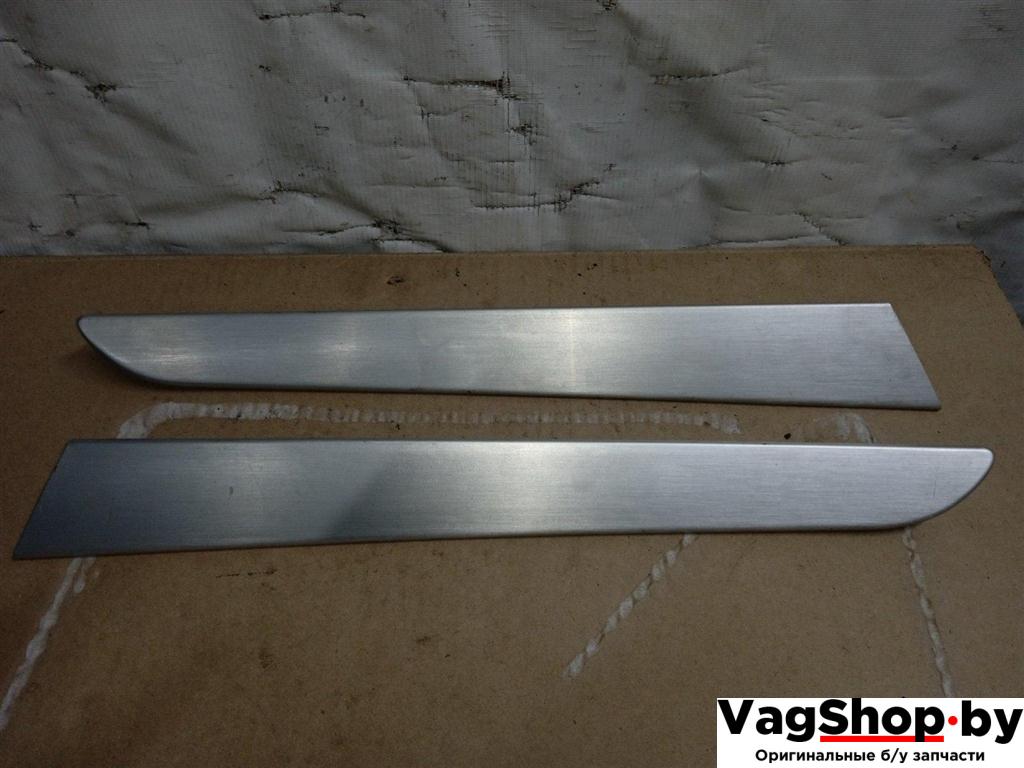 накладка двери (крышки) багажника Audi A6 4F/C6 2006, 3.2 л., FSI, AUK, бензин, АКПП, белый, универсал, полный привод, 4F08674201NK - фото №1