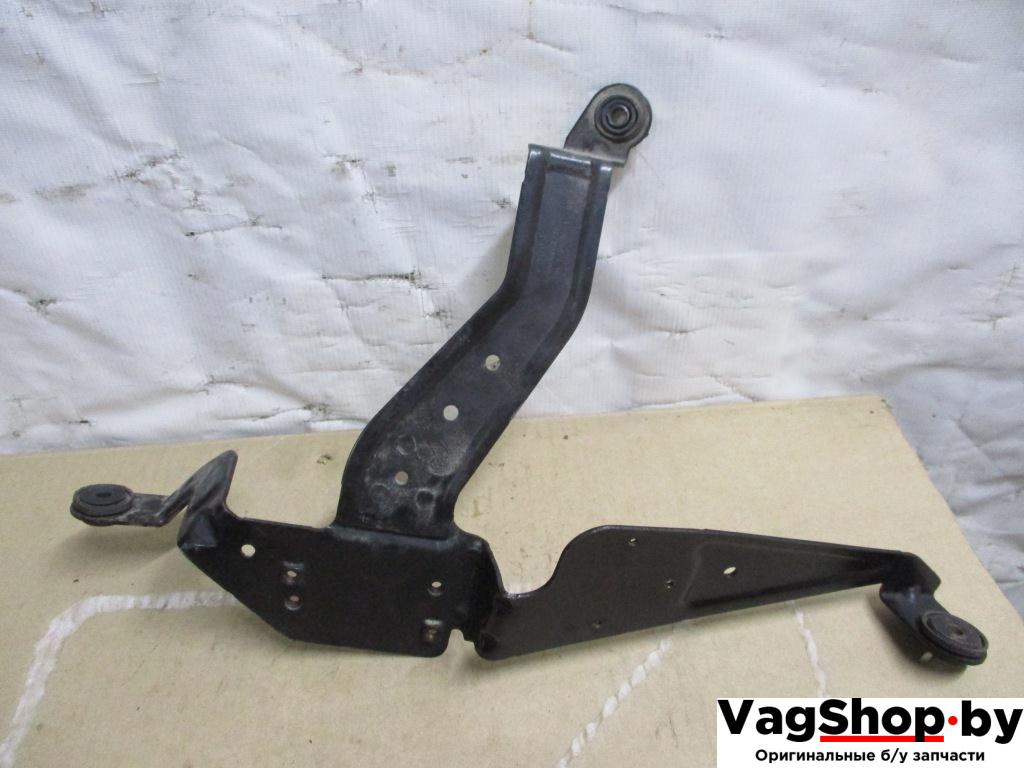 кронштейн (крепление) Audi A8 D4/4H 2011, 4.2 л., FSI, CDR, бензин, АКПП, серый, седан, полный привод, 4H0121305P - фото №1