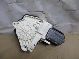 моторчик стеклоподъемника задний левый Audi A8 D4/4H 2011, 4.2 л., FSI, CDR, бензин, АКПП, серый, седан, полный привод, 8K0959802B