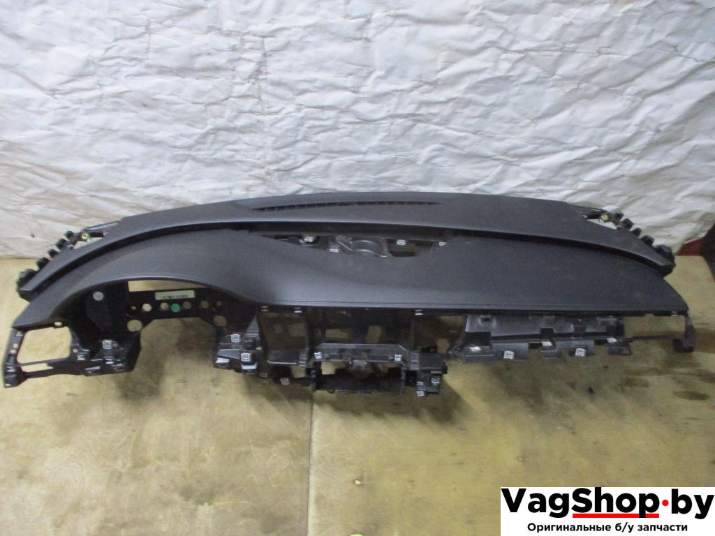 панель передняя салона (торпедо) Audi A8 D4/4H 2011, 4.2 л., FSI, CDR, бензин, АКПП, серый, седан, полный привод - фото №1