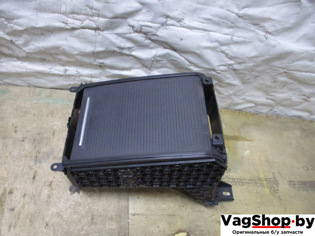 бардачок Audi Q5 8R 2010, 2.0 л., TDi, CAH, дизель, АКПП, белый, внедорожник 5 дв., полный привод, 8R0858329B - фото №1