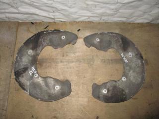 защитный кожух тормозного механизма Audi Q5 8R 2010, 2.0 л., TDi, CAH, дизель, АКПП, белый, внедорожник 5 дв., полный привод