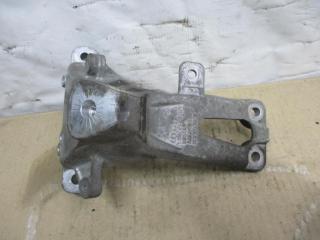 кронштейн двигателя Audi A5 8T [рестайлинг] 2013, 3.0 л., TDi, CLA, дизель, МКПП, черный, хетчбэк 5 дв., передний привод, 4G0199308K