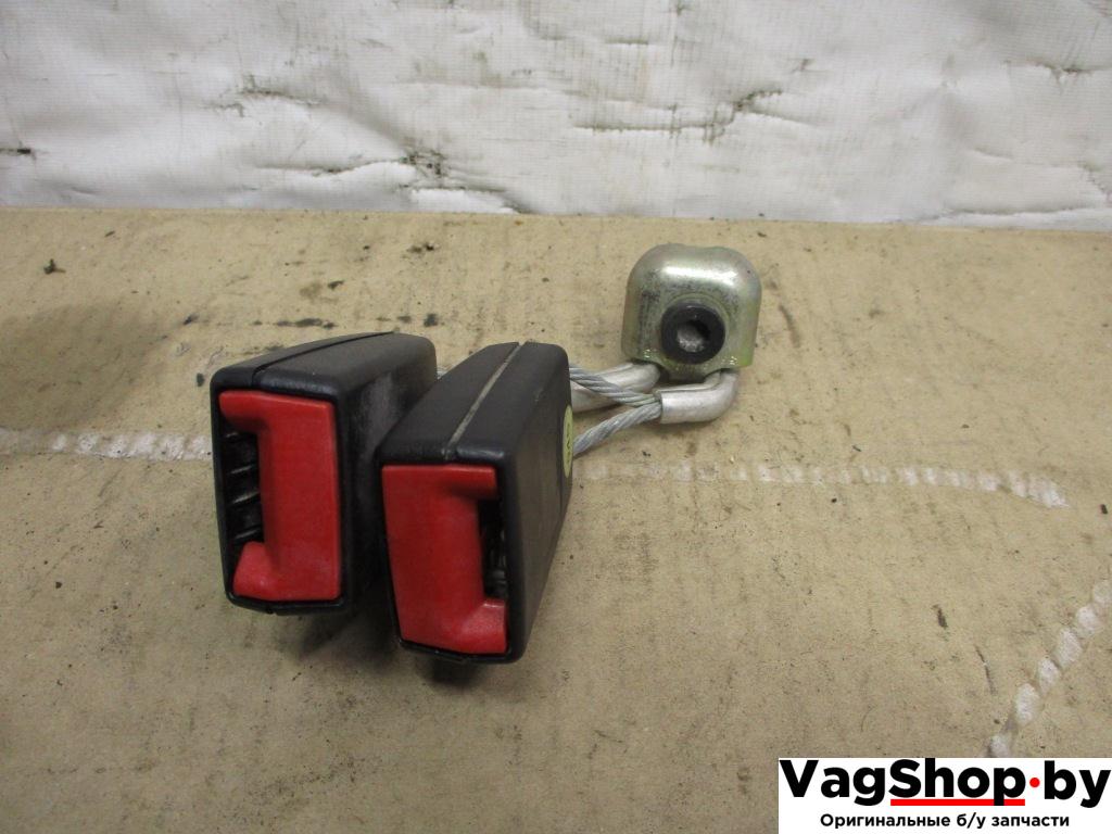 замок ремня безопасности Volkswagen Passat B6 2006, 2.0 л., TDi, BKP, дизель, МКПП, черный, универсал, передний привод, 3C0857739B - фото №1