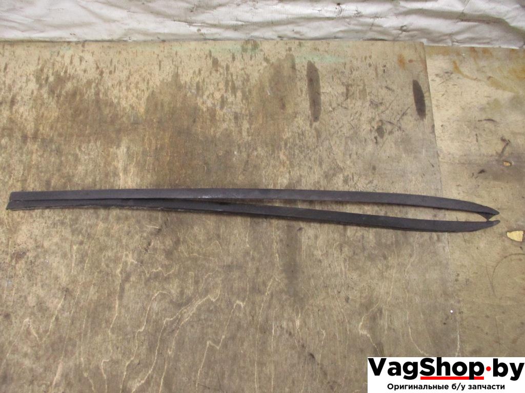молдинг лобового стекла Volkswagen Passat B6 2006, 2.0 л., TDi, BKP, дизель, МКПП, черный, универсал, передний привод, 3C0854327A, 3C0854328A - фото №1