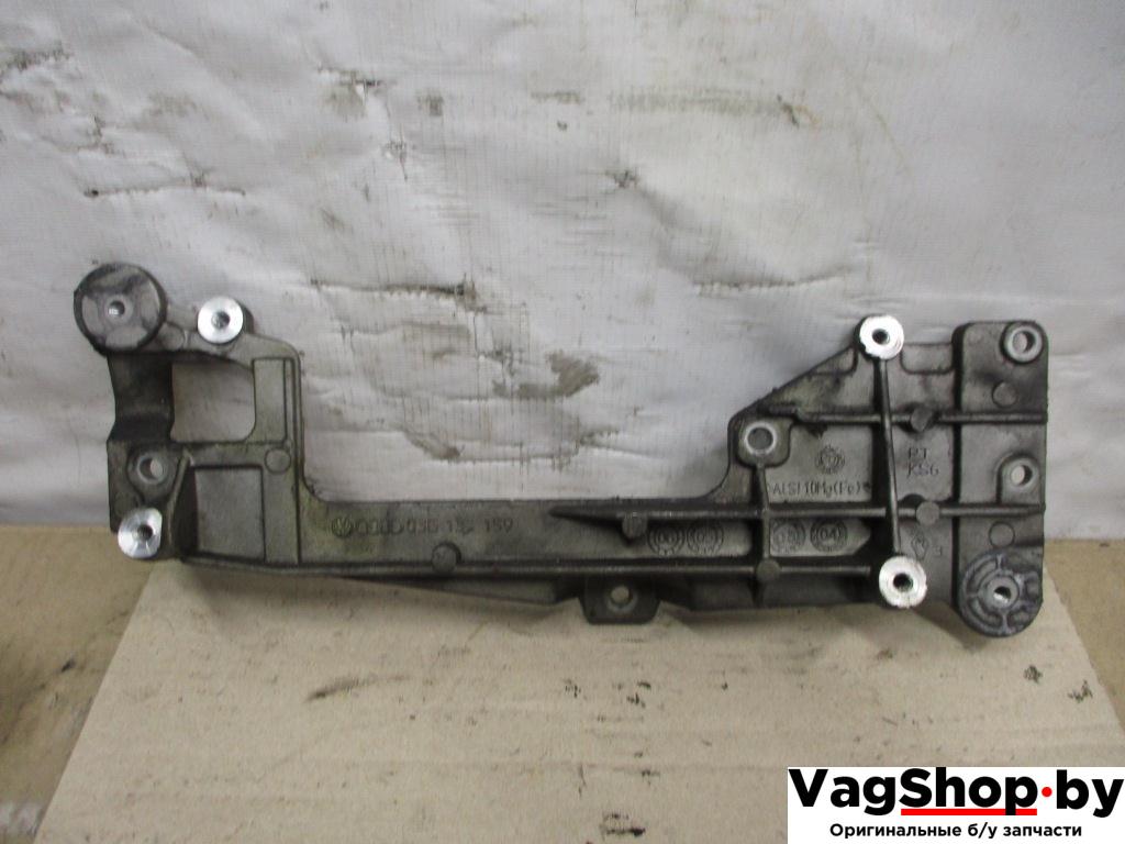 кронштейн (крепление) Volkswagen Passat B6 2006, 2.0 л., TDi, BKP, дизель, МКПП, черный, универсал, передний привод, 03G131159 - фото №1