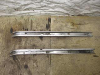 роликовая направляющая Volkswagen Caddy 3 поколение [рестайлинг] 2011, 2.0 л., TDi, CFH, дизель, МКПП, белый, минивэн, передний привод, 2K3843871A, 2K3843872A