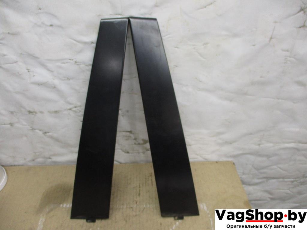 накладка декоративная Volkswagen Passat B6 2009, 2.0 л., TDi, CBA, дизель, АКПП, белый, седан, передний привод, 3C4837902, 3C4837901 - фото №1