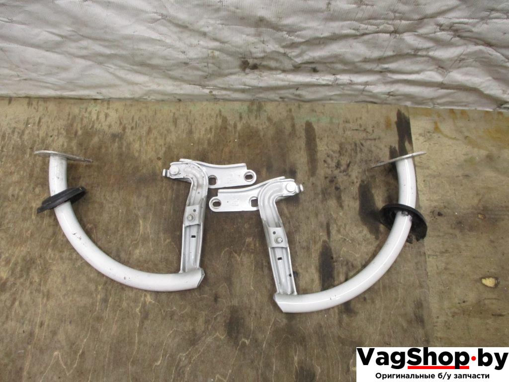 петля крышки багажника Volkswagen Passat B6 2009, 2.0 л., TDi, CBA, дизель, АКПП, белый, седан, передний привод, 3C5827301B, 3C5827302B - фото №1