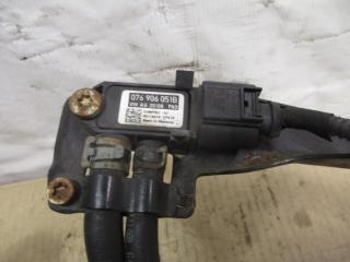 датчик давления (температуры) выхлопных газов Volkswagen Passat B6 2009, 2.0 л., TDi, CBA, дизель, АКПП, белый, седан, передний привод, 076906051B