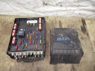 блок предохранителей Volkswagen Passat B6 2009, 2.0 л., TDi, CBA, дизель, АКПП, белый, седан, передний привод, 3C0937125