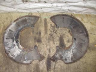 защитный кожух тормозного механизма Volkswagen Passat B6 2009, 2.0 л., TDi, CBA, дизель, АКПП, белый, седан, передний привод, 1K0615311F, 1K0615312F