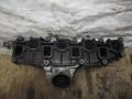 коллектор впускной Volkswagen Passat B6 2009, 2.0 л., TDi, CBA, дизель, АКПП, белый, седан, передний привод, 03L129711E - фото №2