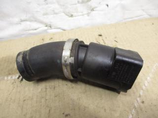 патрубок интеркулера Volkswagen Passat B6 2009, 2.0 л., TDi, CBA, дизель, АКПП, белый, седан, передний привод, 03L131111G, 5N0145828D