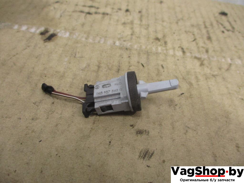 датчик температуры Volkswagen Passat B7 2012, 2.0 л., TDi, CFF, дизель, МКПП, голубой, универсал, передний привод, 1K0907543C - фото №1