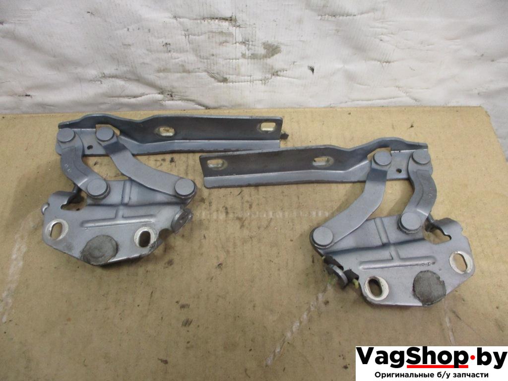 петля капота Volkswagen Passat B7 2012, 2.0 л., TDi, CFF, дизель, МКПП, голубой, универсал, передний привод, 3AA823301, 3AA823302 - фото №1