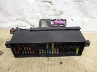 блок предохранителей Volkswagen Tiguan 1 поколение 2010, 2.0 л., TDi, CFF, дизель, МКПП, черный, внедорожник 5 дв., передний привод