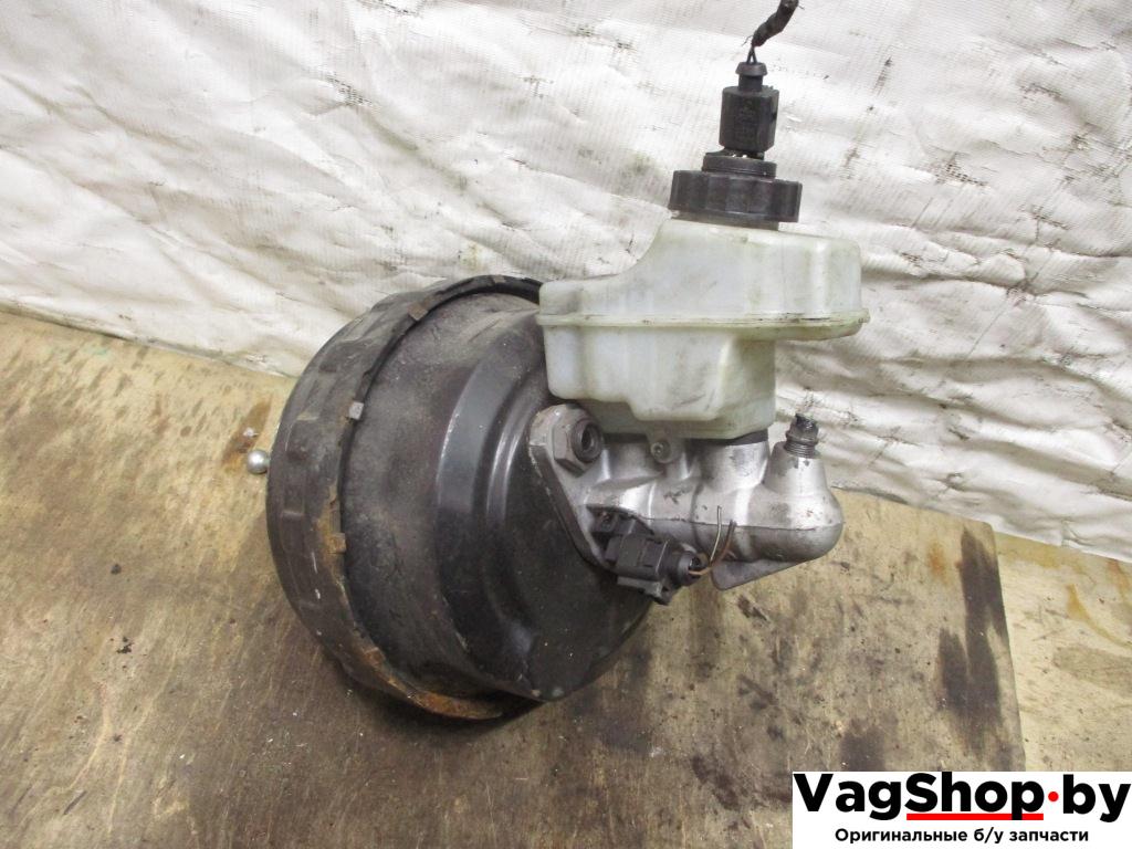 вакуумный усилитель тормозов Volkswagen Tiguan 1 поколение 2010, 2.0 л., TDi, CFF, дизель, МКПП, черный, внедорожник 5 дв., передний привод, 5N2614105C - фото №1