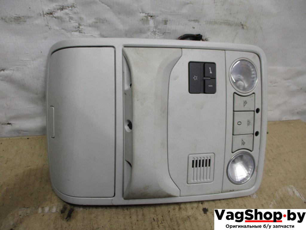 фонарь салона (плафон) Volkswagen Tiguan 1 поколение 2010, 2.0 л., TDi, CFF, дизель, МКПП, черный, внедорожник 5 дв., передний привод - фото №1