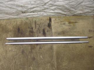 уплотнитель Volkswagen Tiguan 1 поколение 2010, 2.0 л., TDi, CFF, дизель, МКПП, черный, внедорожник 5 дв., передний привод, 5N0839475D, 5N0839476D