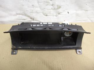 пепельница Volkswagen Touareg 2 поколение 2011, 3.6 л., FSI, CGR, бензин, АКПП, черный, внедорожник 5 дв., полный привод, 7P1857961A