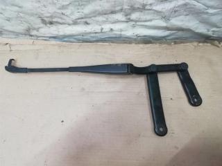 щеткодержатель (поводок стеклоочистителя, дворник) Volkswagen Touareg 2 поколение 2011, 3.6 л., FSI, CGR, бензин, АКПП, черный, внедорожник 5 дв., полный привод, 7P0955410B