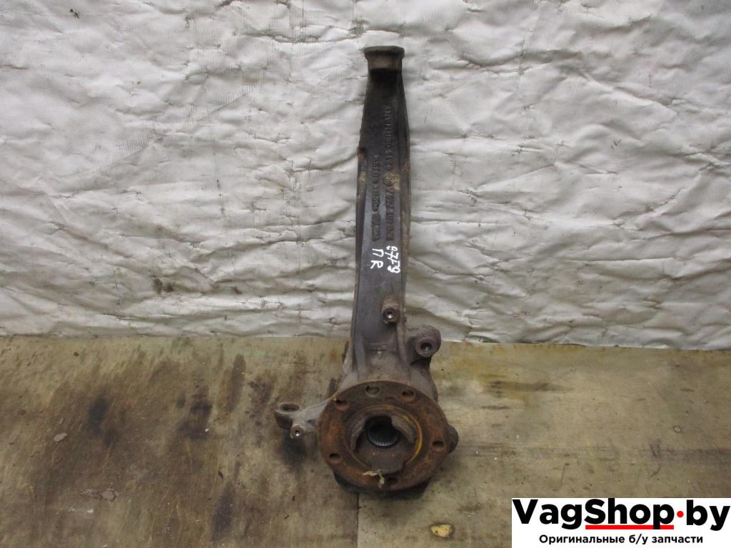 кулак поворотный правый Volkswagen Touareg 2 поколение 2011, 3.6 л., FSI, CGR, бензин, АКПП, черный, внедорожник 5 дв., полный привод, 7P6407246A - фото №1