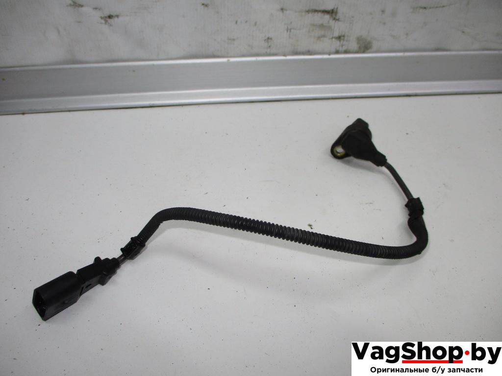 датчик коленвала Volkswagen Touareg 2 поколение 2011, 3.6 л., FSI, CGR, бензин, АКПП, черный, внедорожник 5 дв., полный привод, 03H906433 - фото №1