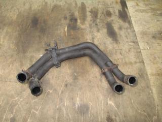 патрубок (трубопровод, шланг) Volkswagen Touareg 2 поколение 2011, 3.6 л., FSI, CGR, бензин, АКПП, черный, внедорожник 5 дв., полный привод