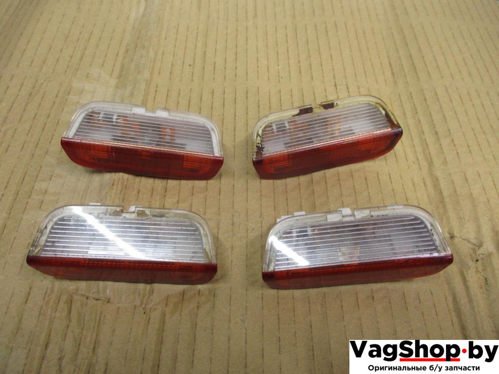 фонарь салона (плафон) Volkswagen Touareg 2 поколение 2011, 3.6 л., FSI, CGR, бензин, АКПП, черный, внедорожник 5 дв., полный привод, 1K0947411A - фото №1