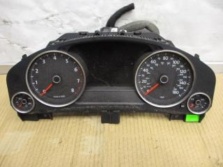 щиток приборов (приборная панель) Volkswagen Touareg 2 поколение 2011, 3.6 л., FSI, CGR, бензин, АКПП, черный, внедорожник 5 дв., полный привод, 7P6920980