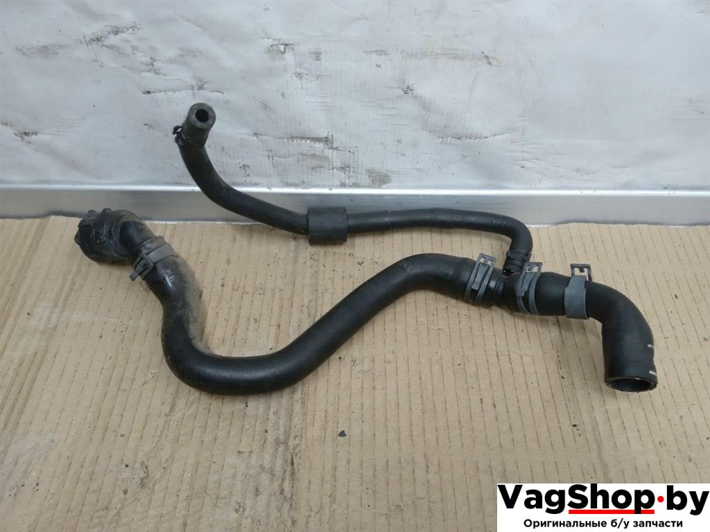 патрубок (трубопровод, шланг) Audi A3 8V 2014, 1.4 л., TFSI, бензин, АКПП, хетчбэк 5 дв., 5Q0122157AT - фото №1
