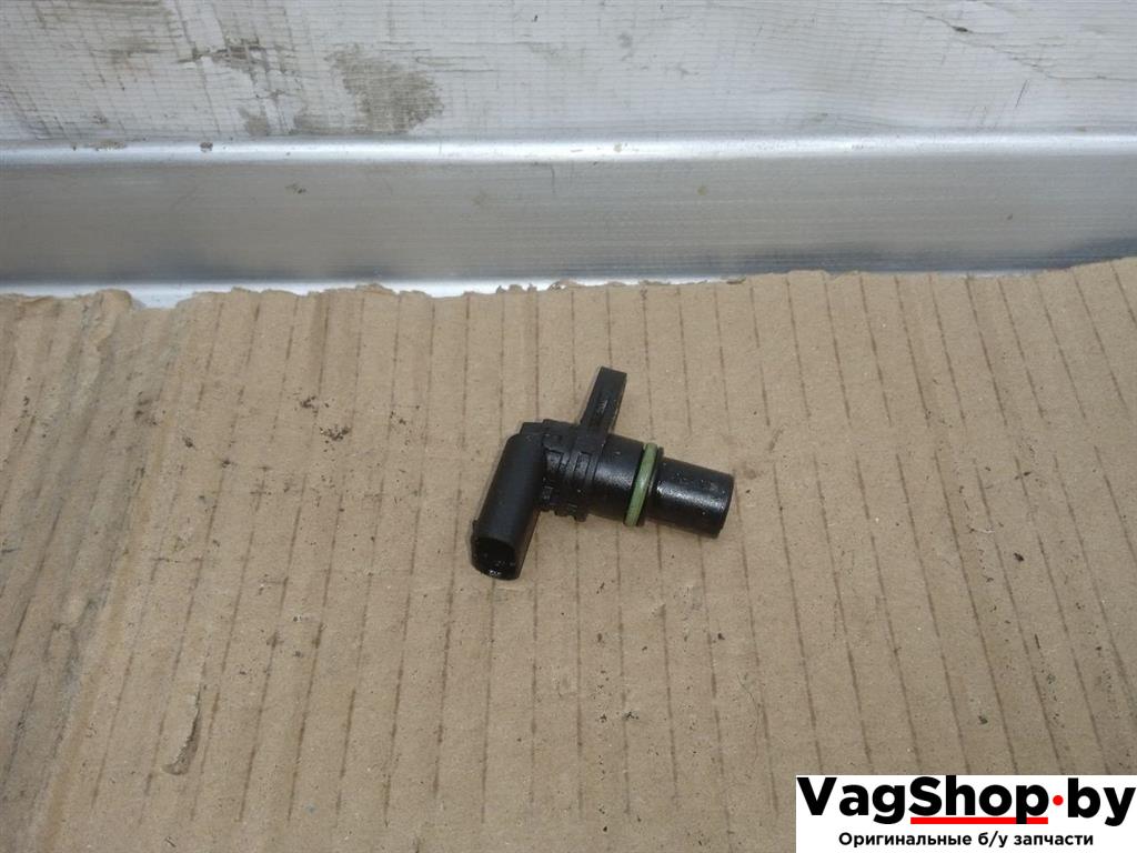 датчик распредвала Audi A3 8V 2014, 1.4 л., TFSI, бензин, АКПП, хетчбэк 5 дв., 04C907601A - фото №1