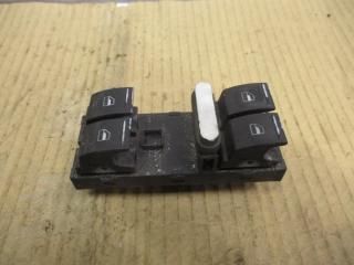 кнопка стеклоподъемника переднего левого Volkswagen Passat B6 2006, 2.0 л., TDi, BKP, дизель, МКПП, черный, универсал, передний привод, 1K4959857