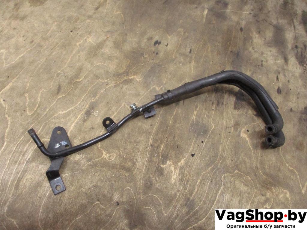 трубка охлаждающей жидкости Volkswagen Passat B6 2006, 2.0 л., TDi, BKP, дизель, МКПП, черный, универсал, передний привод, 1K0121070F - фото №1