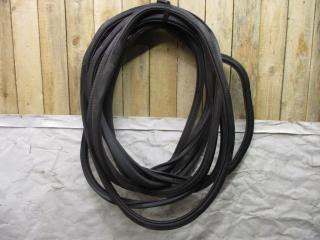 уплотнитель Volkswagen Passat B7 2012, 2.0 л., TDi, CFF, дизель, МКПП, черный, седан, передний привод, 3C4867911B