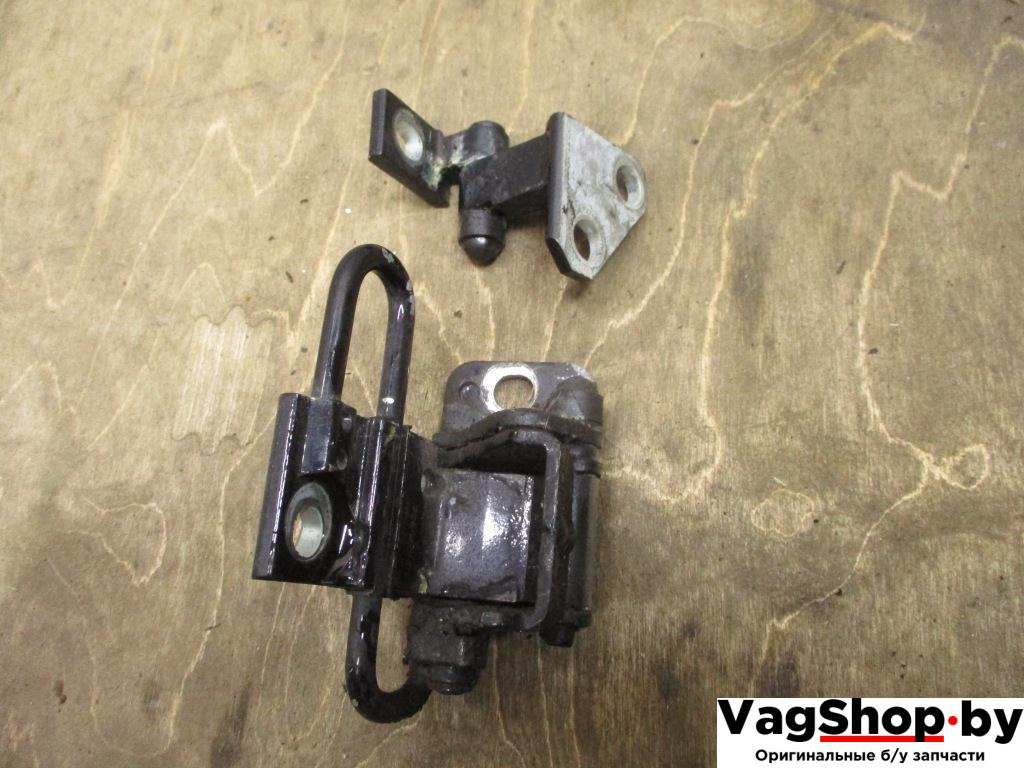 петля двери Volkswagen Passat B7 2012, 2.0 л., TDi, CFF, дизель, МКПП, черный, седан, передний привод, 3C4833401D, 3C8833411B - фото №1