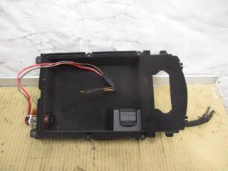 бардачок Audi A6 C7/4G [рестайлинг] 2017, 2.0 л., TDi, DDD, дизель, АКПП, красный, седан, передний привод, 4G0864981A, 4G0864981D