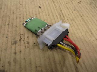 сопротивление печки Volkswagen Golf 6 поколение 2010, 1.6 л., TDi, CAY, дизель, МКПП, красный, хетчбэк 5 дв., передний привод