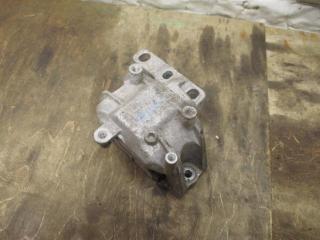 подушка крепления двигателя Volkswagen Golf 6 поколение 2010, 1.6 л., TDi, CAY, дизель, МКПП, красный, хетчбэк 5 дв., передний привод, 1K0199262CN