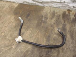 минусовой провод аккумулятора Volkswagen Golf 6 поколение 2010, 1.6 л., TDi, CAY, дизель, МКПП, красный, хетчбэк 5 дв., передний привод