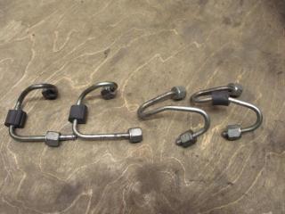 трубка топливная Volkswagen Golf 6 поколение 2010, 1.6 л., TDi, CAY, дизель, МКПП, красный, хетчбэк 5 дв., передний привод, 03L130301AM, 03L130301F